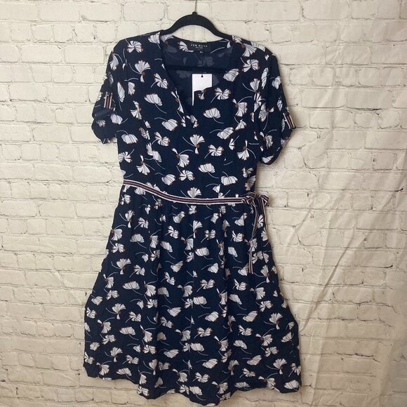 Few Moda fit and flare floral pattern dress - Picture 1 of 10